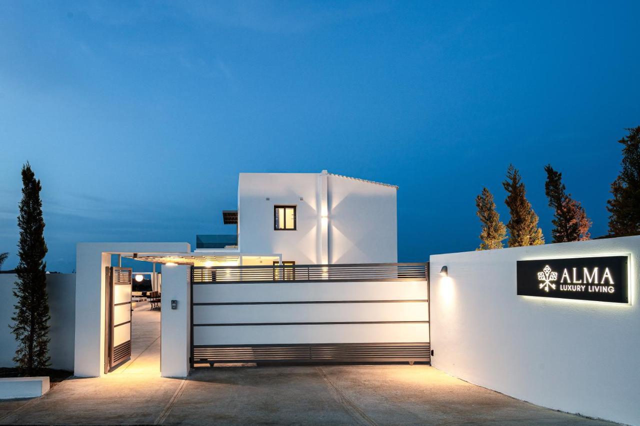 Alma Villa, 2000M2 Luxury Living, By Thinkvilla Angeliana  Eksteriør bilde